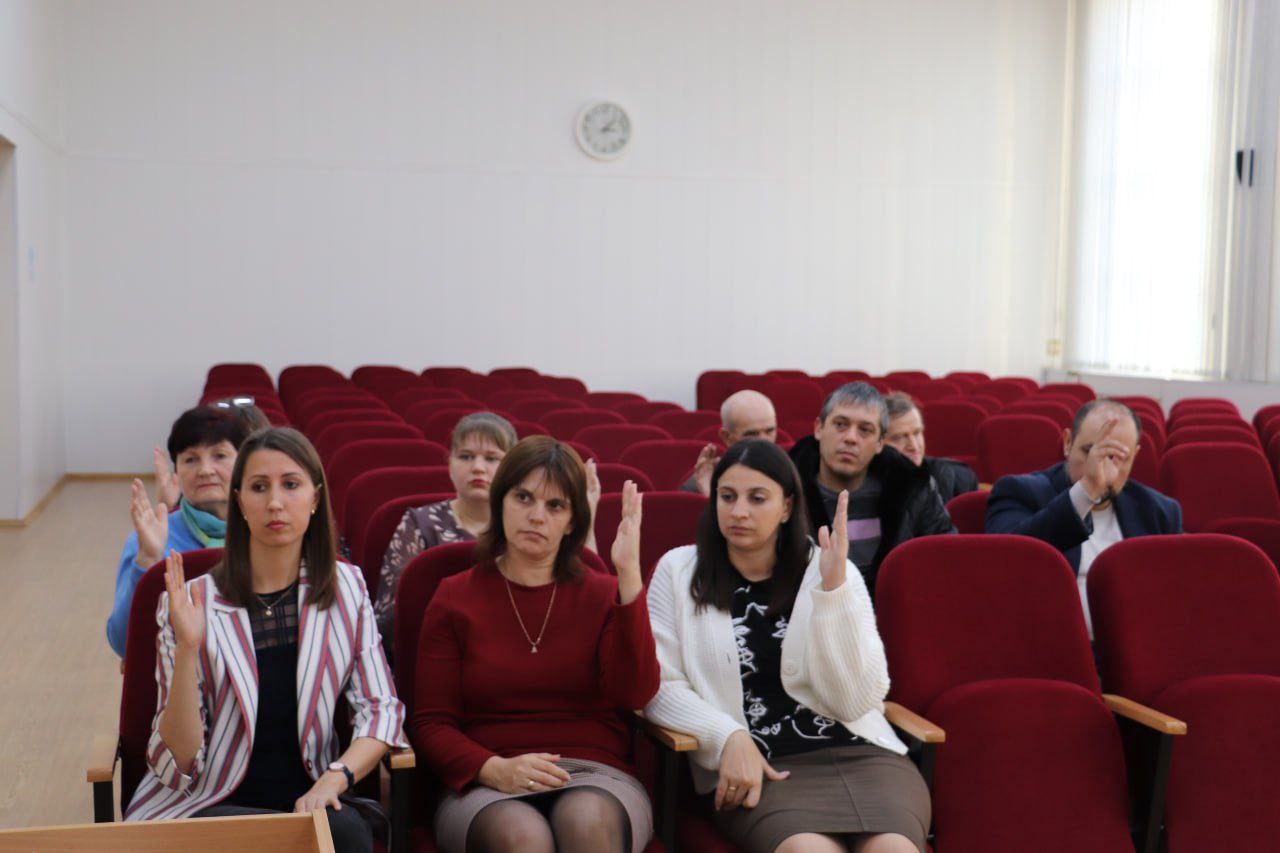 Информация о состоявшемся 1 декабря 2023 года заседании территориальной избирательной комиссии Новоселицкого района.