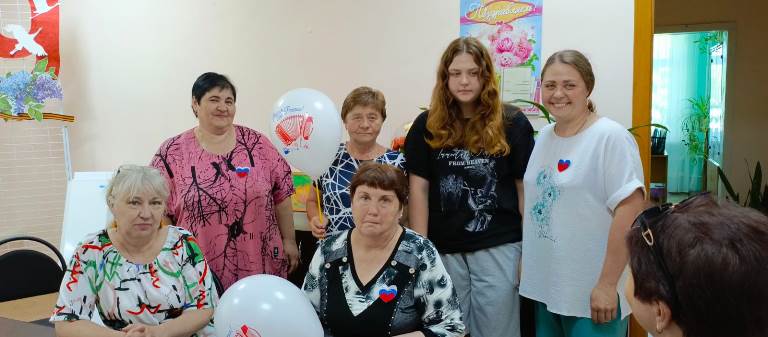 В Новоселицком центре социального обслуживания проведена патриотическая акция «Спасибо за мир!».
