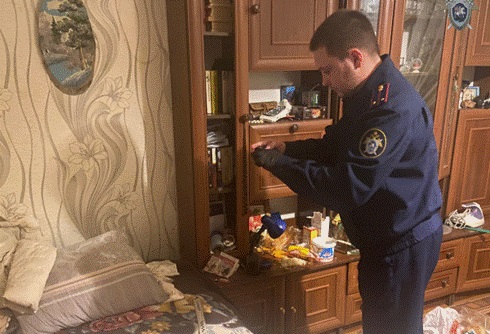 В Александровском округе мужчина обвиняется в убийстве своего знакомого.